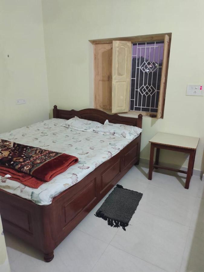 Budha Ashram Guest House Bodhgaya Bagian luar foto